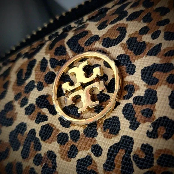 Wallet! Tory Burch Robinson Leopard Print Long Zip Design LUXURY Lightly used! - Picture 5 of 5